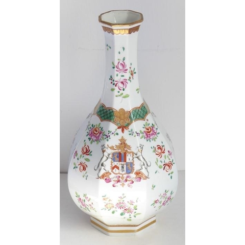 15 - A 19th century Samson porcelain octagonal baluster-shaped vase; delicately hand-gilded and decorated... 