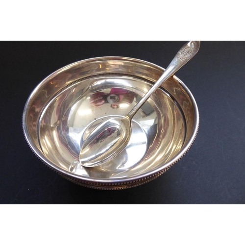 189 - A cased silver bowl and spoon set, the Britannia standard silver bowl assayed Dublin 1917 and monogr... 