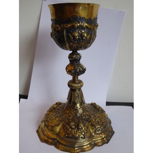 194 - A gilt-metal (probably silver gilt) Renaissance style goblet; probably 17th/18th century, the bowl w... 