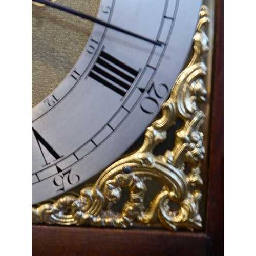 410 - A fine 18th century figured mahogany cased eight-day repeating bracket clock; the broken-arch dial h... 