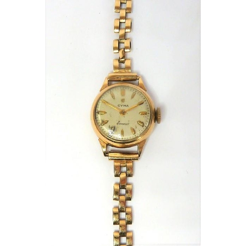 411 - A ladies 9-carat gold 'Cyma' bracelet watch (10.6g) (The cost of UK postage via Royal Mail Special D... 