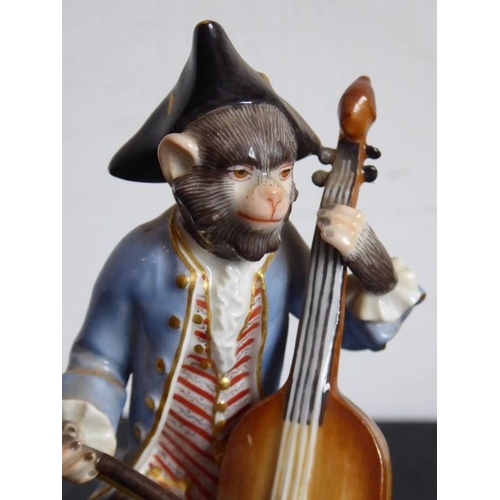 43 - Four hand-decorated 19th century Meissen porcelain monkey band figures (damaged and reparations) (ta... 