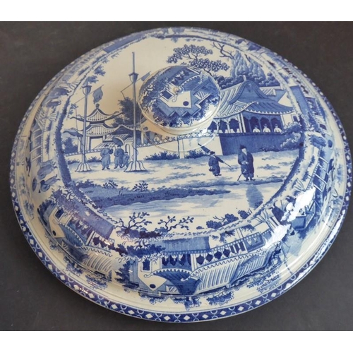 44 - An early 19th century blue-and-white transfer decorated pearlware punch bowl and circular cover; the... 