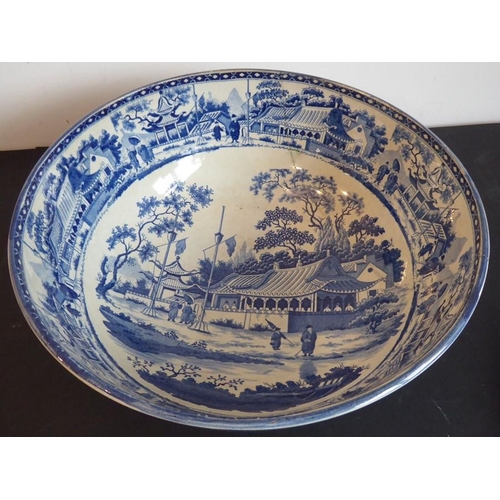 44 - An early 19th century blue-and-white transfer decorated pearlware punch bowl and circular cover; the... 