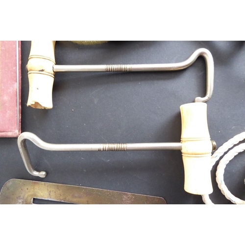 441 - A selection of mostly late 20th century British cavalry related items to include boot pulls, a circu... 