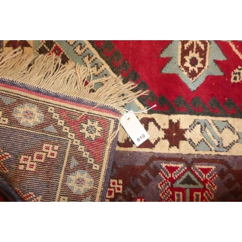 810 - A Turkish Melas rug (approx. 184cm x 113cm)