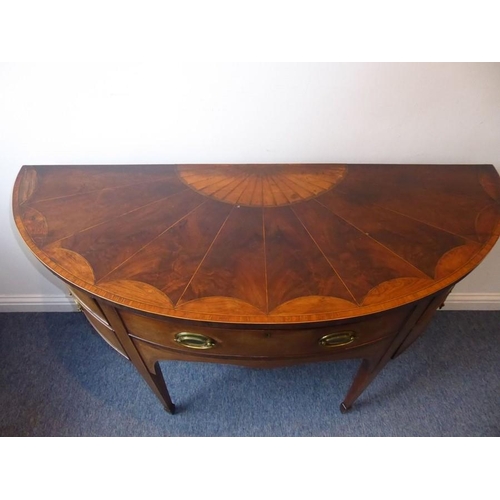 927 - A good early 19th century George III period bow-fronted mahogany, satinwood cross banded and boxwood... 