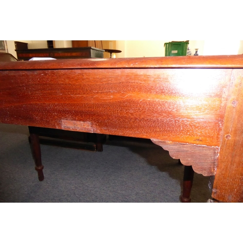 893 - A late Regency period style (later) mahogany side table; the thumbnail-moulded top above three flush... 