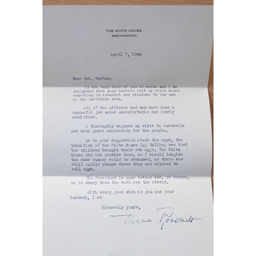 591 - An original wartime (WWII) letter sent from the White House, Washington to Mrs Weston from Eleanor R... 