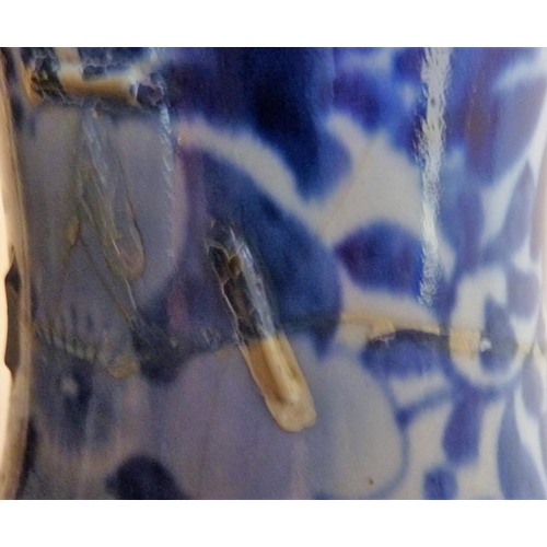 23 - A late 19th century Japanese blue and white vase now as a lamp (damages, reparations and re-gluing e... 
