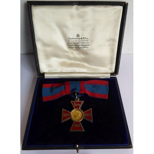 312 - The Royal Red Cross and Mons Star medal group awarded to Beatrice Jane Tanner (1879-1966) of the Que... 