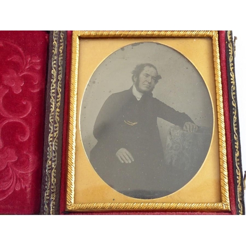 357 - An interesting and varied collection of 19th century photographs (Ambrotypes/Daguerreotypes) to incl... 