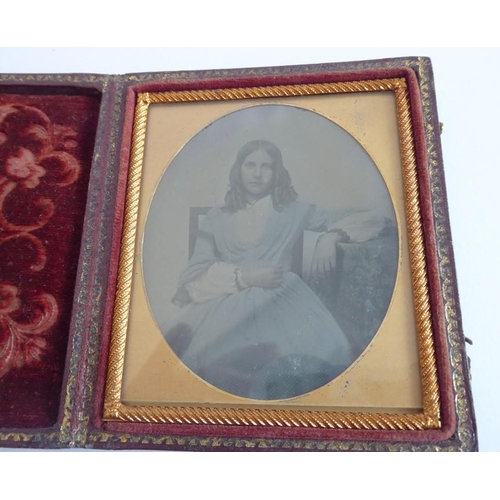 357 - An interesting and varied collection of 19th century photographs (Ambrotypes/Daguerreotypes) to incl... 