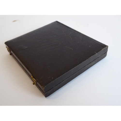 357 - An interesting and varied collection of 19th century photographs (Ambrotypes/Daguerreotypes) to incl... 