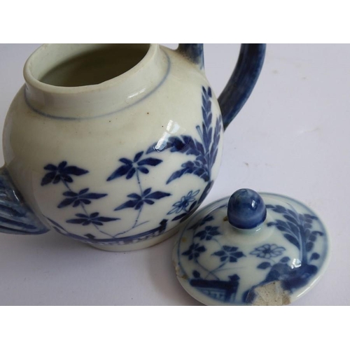 40 - 18th/19th century Chinese blue and white ceramics: miniature teapots and tea bowls, one octagonal po... 