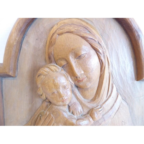 534 - C20th Welsh (?) School c. 1950 (?), Madonna & Child, Limewood (?) panel, arched with painted highlig... 