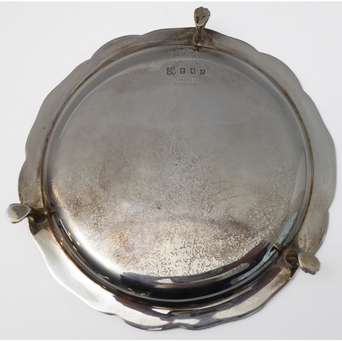 118 - A heavy hallmarked silver salver in Georgian style (later) - raised piecrust edge, central engraved ... 