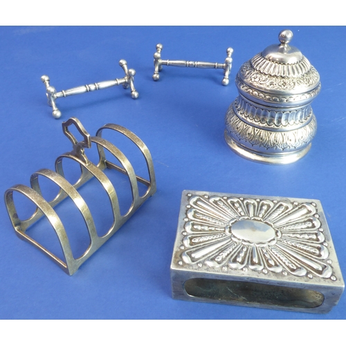 107 - Five pieces of hallmarked silver:
 - a hallmarked silver four-division toast rack (early 20th centur... 