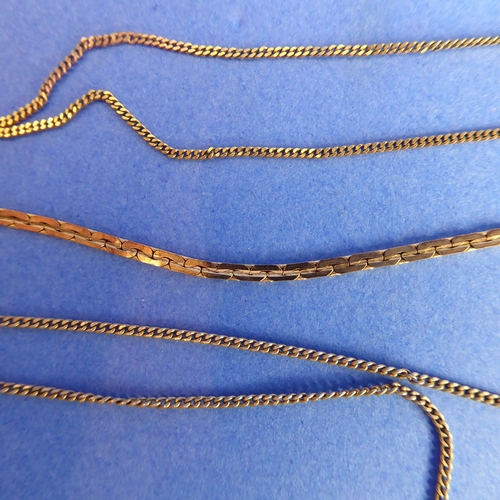 142 - A yellow-gold neck chain marked DG 375 (weight approx.1.5g), together with other costume jewellery c... 