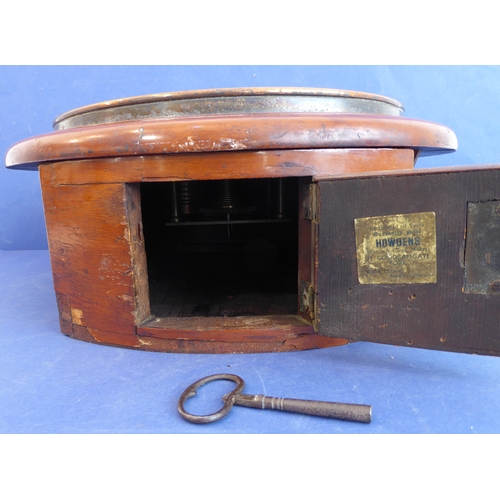 168 - An early 20th century circular mahogany cased school / stationmaster's style clock: the cream dial (... 