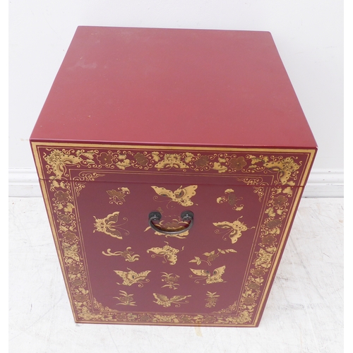 290 - A modern red lacquer and gilded oriental chest with carrying handles (probably Chinese) (45cm square... 