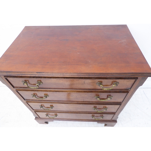 320 - A small George III style (made up) mahogany chest: the moulded top above four full-width graduated d... 