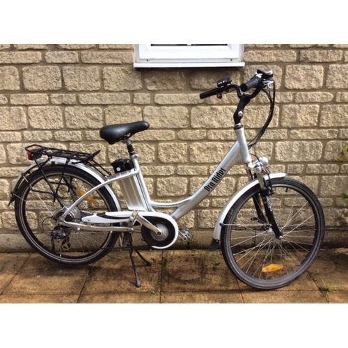 435 - An 'E-Tourer' (Pro Rider) electric bike with battery and charger, metallic silver, four years old, c... 