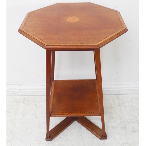 336 - An Edwardian period mahogany, satinwood crossbanded and chequer strung octagonal occasional table: s... 