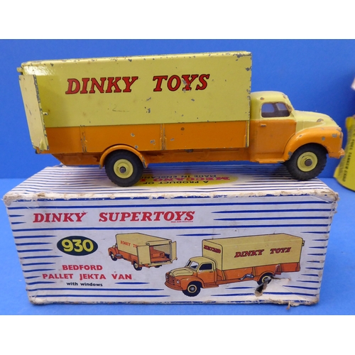 410 - Boxed Dinky Supertoys and Dinky Toys:
 Pressure Refueller - 642;
 Bedford Pallet Jekta Van - 930;
 F... 