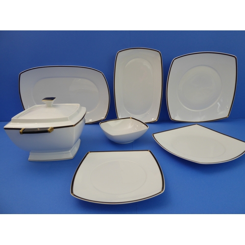 50 - A J.L. Coquet (Limoges) Prélude 42-piece dinner service:
 Plates - 6 x 31 cm, 10  x 25 cm and 10 x 2... 