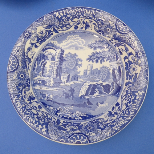 34 - A Copeland Spode's Italian pattern comport (31cm diameter), together with four matching bowls (19cm)... 