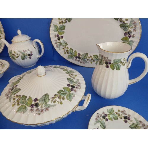 45 - A 108-piece Royal Worcester 'Lavinia' pattern dinner-service:
 Plates - 12 x 26.5 cm, 23 x 20.5m and... 