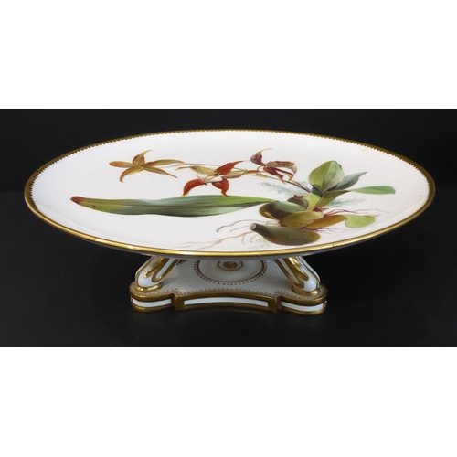 18 - An interesting selection of ceramics to include a pair of 19th century Royal Worcester comports reta... 