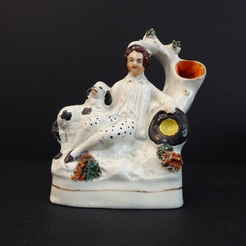 18 - An interesting selection of ceramics to include a pair of 19th century Royal Worcester comports reta... 