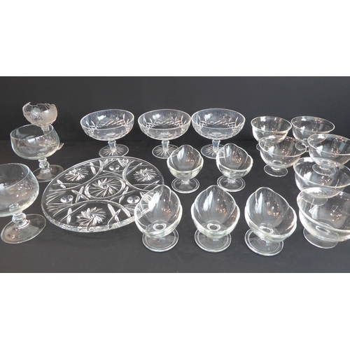 61 - A good selection of quality dessert glassware comprising:
 3 Waterford crystal stemmed bowls (16 cm ... 