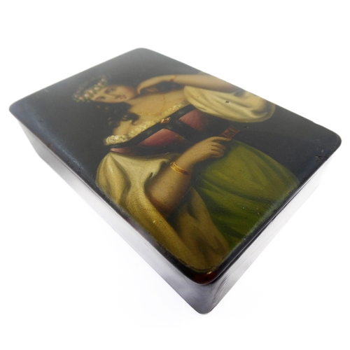 357 - In the manner of Stobwasser, an early/mid 19th century rectangular papier-mâché snuff box: the hinge... 