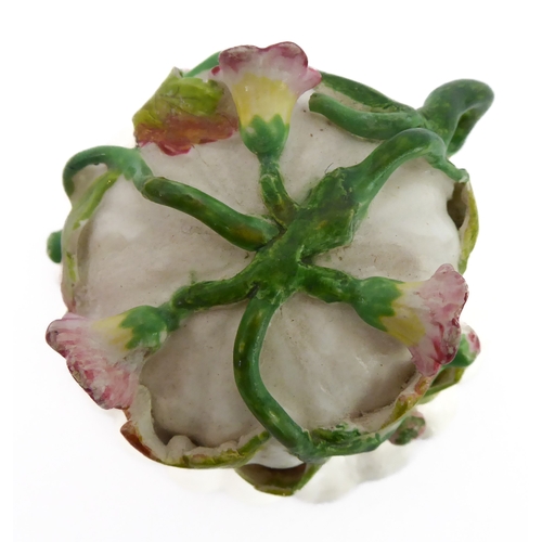 38 - Early/mid 19th century ceramics to include various cups, bowls, saucers, a leaf-shaped cup with hand... 