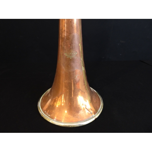 393 - A good 19th century brass-mounted copper coaching horn by Callow & Son, Park Lane, London (stamped n... 