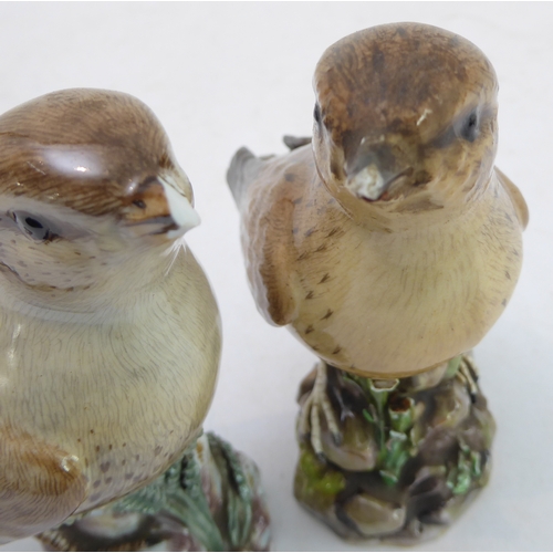 41 - Two 19th century hand-decorated hard-paste porcelain models of mistle thrushes (possibly Meissen)  (... 