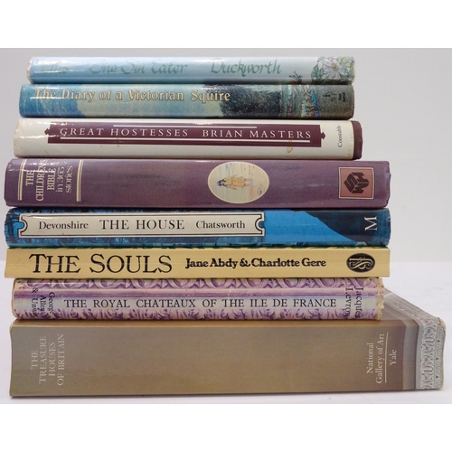 386 - A mixed lot of 29 books to include 19 children's books:
 James Danziger - 'Beaton' (Secker & Warburg... 