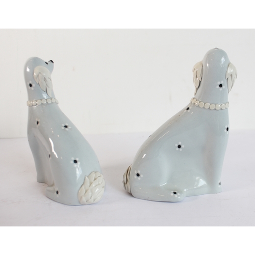 40 - Decorative ceramics to include:
 a set of four Capo di Monte porcelain cherubic-style figures allego... 