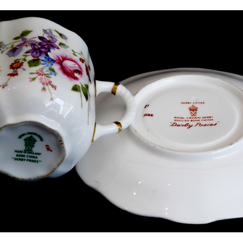 28 - A Royal Crown Derby 'Derby Posies' six-place service comprising tea and coffee cups and saucers, sid... 