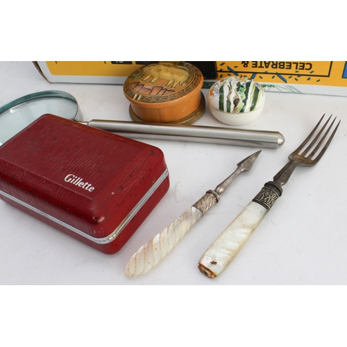 23 - Various ceramics to include:
 a large Wedgwood ceramic vase modelled as a nautilus shell;
 eight oys... 