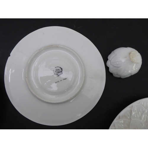 29A - A mixed to include ceramics, brassware and two cameras:
 a Wedgwood 'Santa Clara' and a Wedgwood 'Fl... 