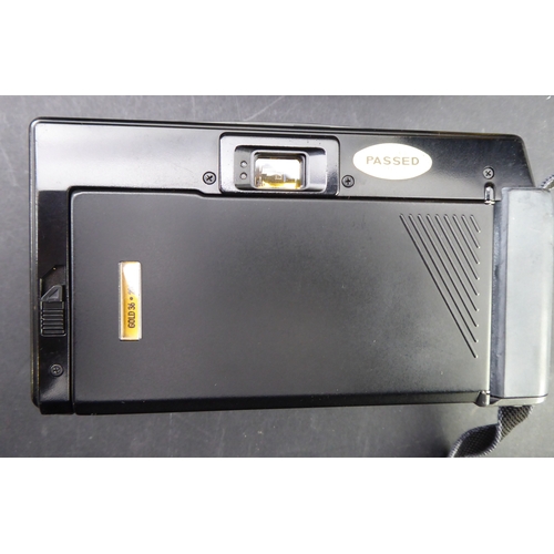 29A - A mixed to include ceramics, brassware and two cameras:
 a Wedgwood 'Santa Clara' and a Wedgwood 'Fl... 