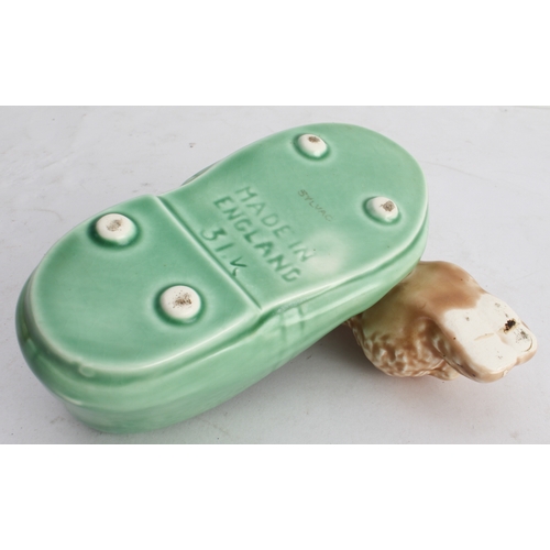 29 - 48 ornamental miniature shoes, clogs and boots (ceramic (31), glass (2), brass (4) and wood (5) to i... 