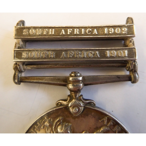 661 - The Queen's and the King's South Africa Medals to 85844 DVR. W. AINDOW R.F.A. The QSA with Cape Colo... 