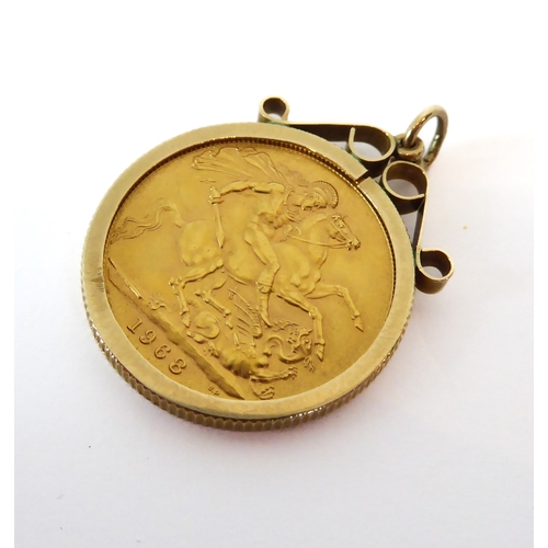 666 - A 1968 Elizabeth II gold sovereign - in a 9ct gold pendant mount, total weight 9.4g.