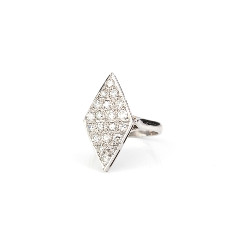 289 - A palladium and diamond Art Deco style plaque ring - marked 'PALLADIUM' inside shank, the diamond-sh... 