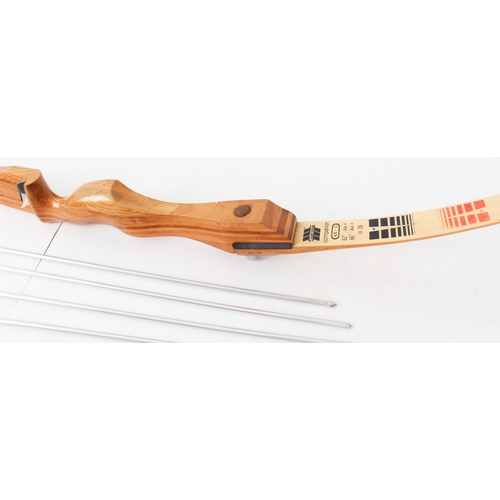498 - A Samwha AR-II 'Companion' target bow (62